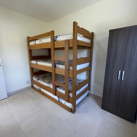 Apartamento Pratico A 850 Metros Da Praia Da Martim De Sa Caraguatatuba Bagian luar foto
